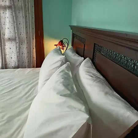 Lehonia Garden דירה *