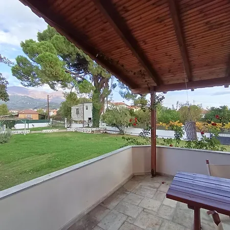 Lehonia Garden