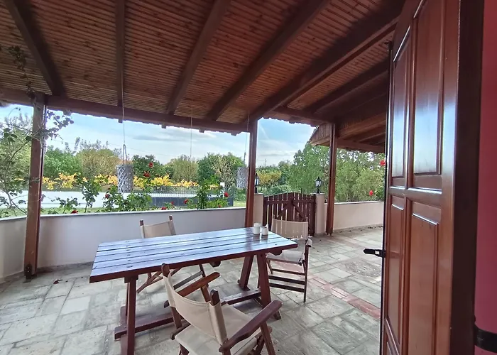 Lehonia Garden Apartament Káto Lekhónia